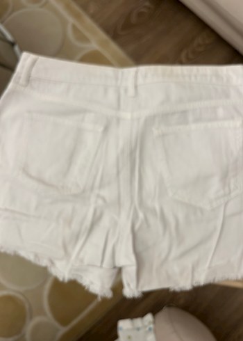 Beyaz Kadın Keten Mini Şort - Görsel 2
