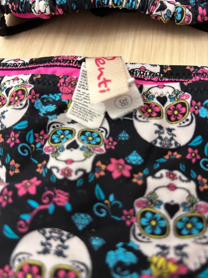 Çiçekli Kafatası Desenli  Bikini - Görsel 2