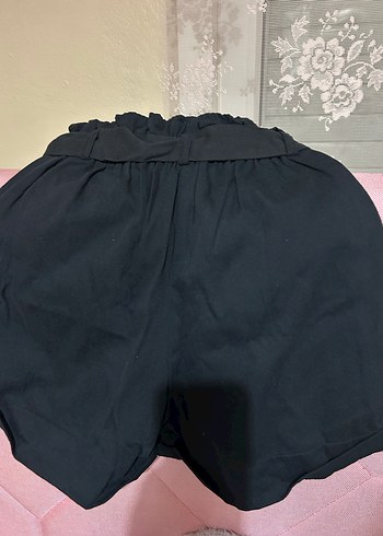 Kemerli Siyah Midi Keten Şort - Görsel 3