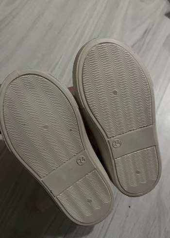24 Beden pembe Renk Kullanılmamış