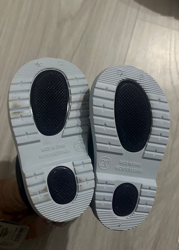 21 Beden Siyah Erkek Çocuk Lastik Bot Velcro