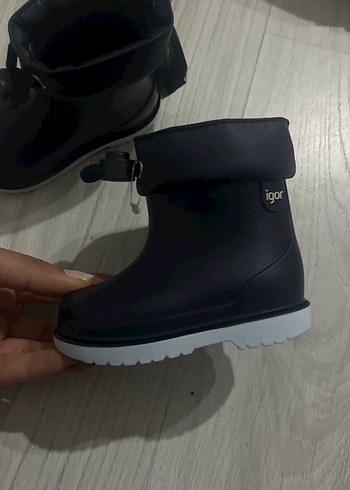 21 Beden lacivert Renk Siyah Erkek Çocuk Lastik Bot Velcro