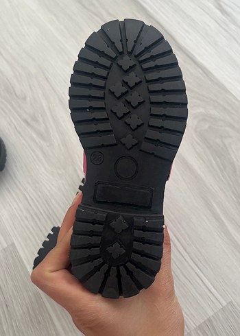 28 Beden pembe Renk Pembe Kız Çocuk Tokalı Kauçuk Bot