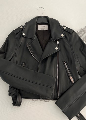 Bershka Kadın Siyah Deri Biker Ceket