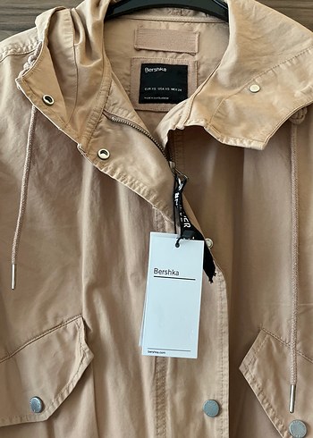 Bershka Bej Pamuklu Mini Düğmeli Kadın Ceket