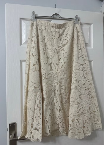 Dantel Detaylı Bej Midi Keten Etek - Görsel 3