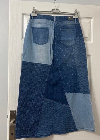 Düğmeli Mavi Midi Denim Etek - Görsel 4