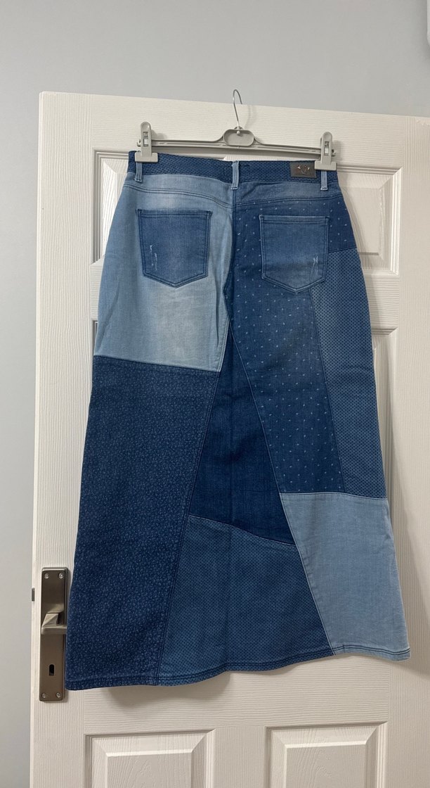 Düğmeli Mavi Midi Denim Etek - Görsel 4