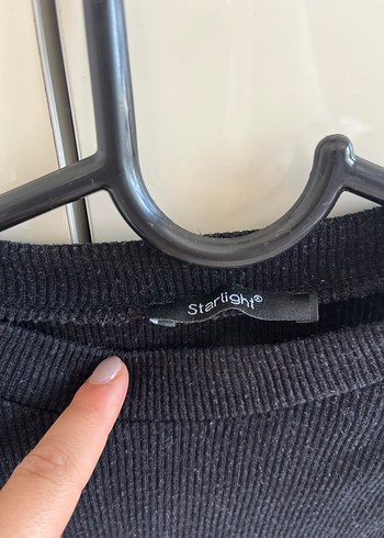 m Beden Siyah Yüksek Yakalı Kadın Crop Top