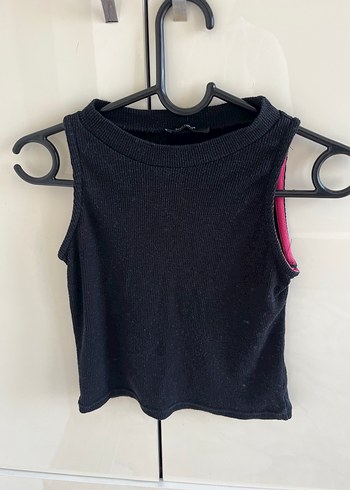 Siyah Yüksek Yakalı Kadın Crop Top