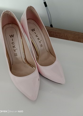 Parlak Pudra Pembe Stiletto Kadın Topuklu Ayakkabı