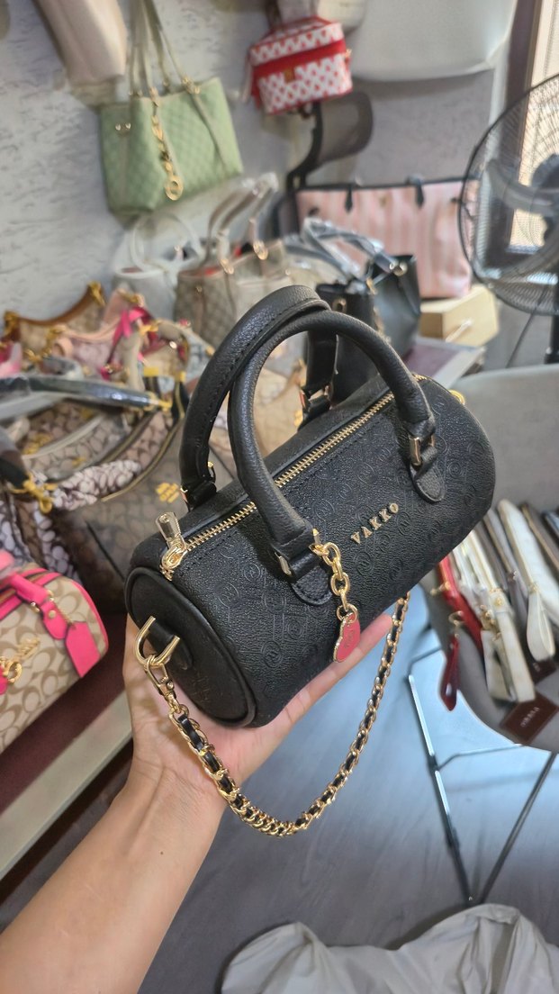 Zincir Detaylı Siyah Deri Kadın Çanta - Görsel 2