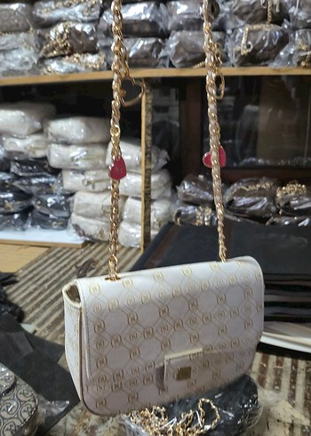 Zincir Detaylı Beyaz Yılan Desenli Kadın Çanta - Görsel 4