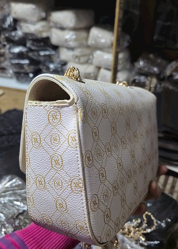 Zincir Detaylı Beyaz Yılan Desenli Kadın Çanta - Görsel 5