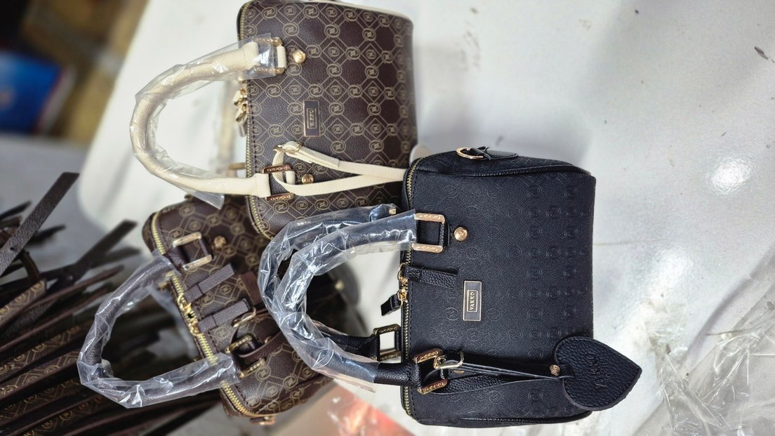 Siyah Deri Kadın Çanta - Görsel 4