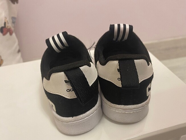 20 Beden siyah Renk Adidas çocuk spor ayakkabı