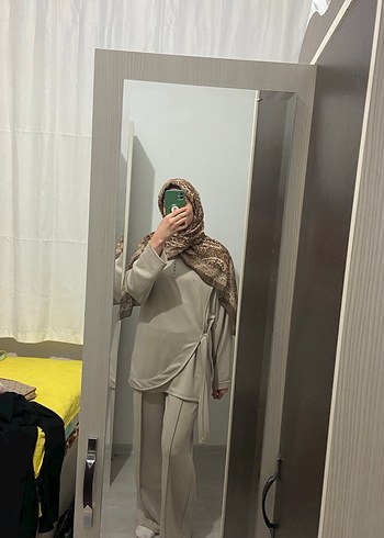 Gri Uzun Kollu Şeffaf Kadın Takım - Görsel 3