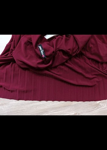 40 Beden bordo Renk Bordo Piliseli Uzun Kollu Nakışlı Elbise