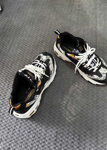 37 Beden çeşitli Renk Skechers spor ayakkabı
