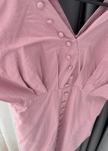 40 Beden Düğmeli V Yaka Pembe Elbise
