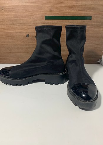 37 Beden siyah Renk Zara Trafaluc 37 Numara Bot