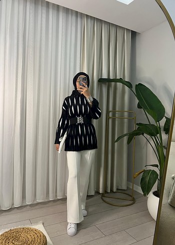 universal Beden Zebra Desenli Kemerli Uzun Triko Tunik