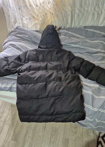 Siyah Kapüşonlu Erkek Mont - Görsel 2