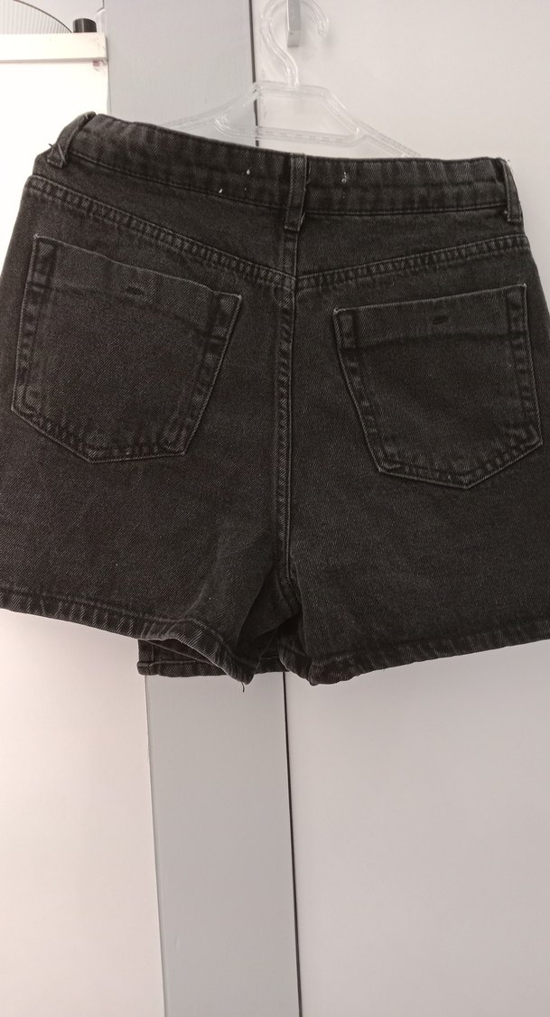 Siyah Kemerli Kadın Mini Kot Şort - Görsel 4