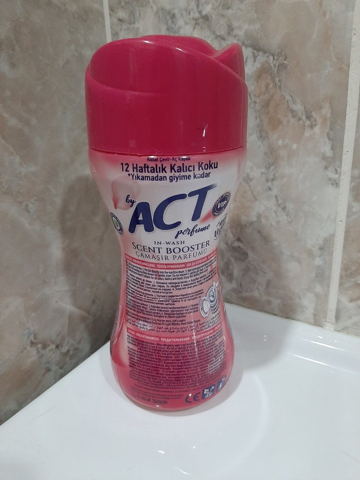 ACT Kadın Parfümlü Çamaşır Kokusu Booster - Görsel 2