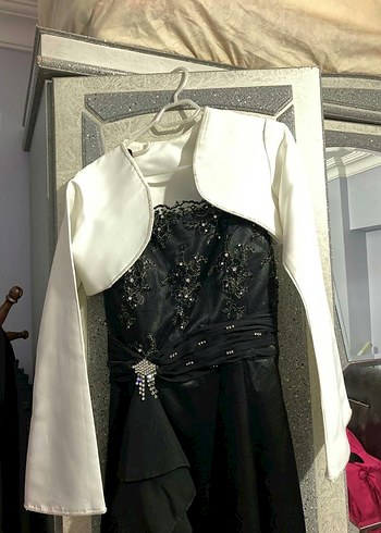 Siyah Straplez İşlemeli Uzun Abiye Elbise - Görsel 3