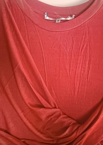 Kırmızı ince beyaz çizgili Drapeli Elbisesi - Görsel 3