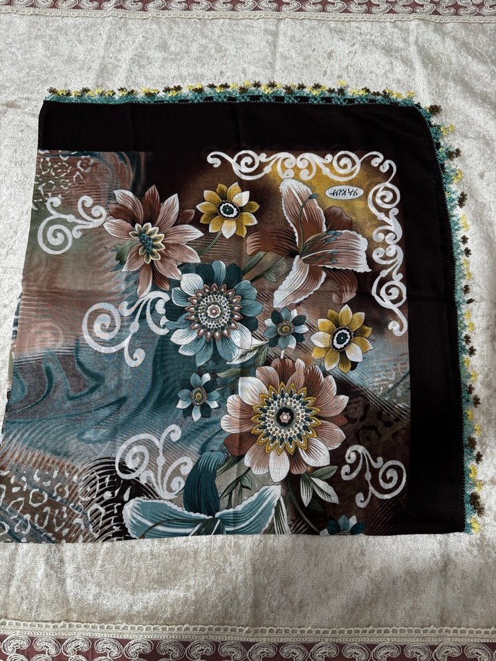 El iğne örgüsü kadın eşarp - Görsel 2