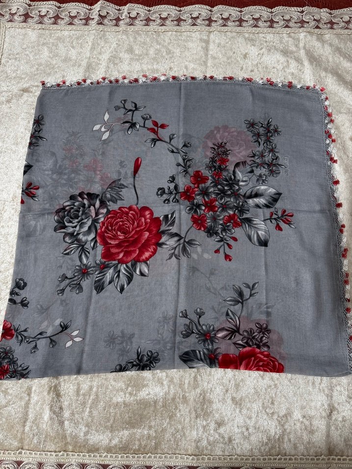 El iğne örgüsü kadın eşarp - Görsel 2