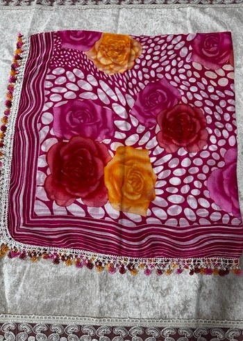 El örgüsü kadın eşarp - Görsel 2