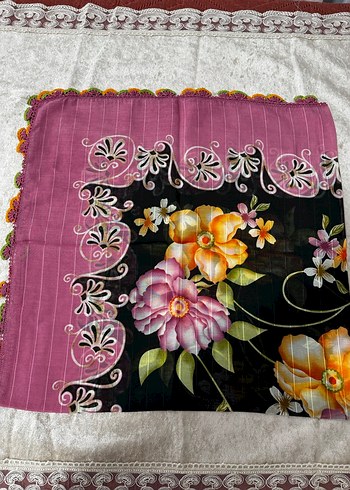 El örgüsü kadın eşarp - Görsel 2