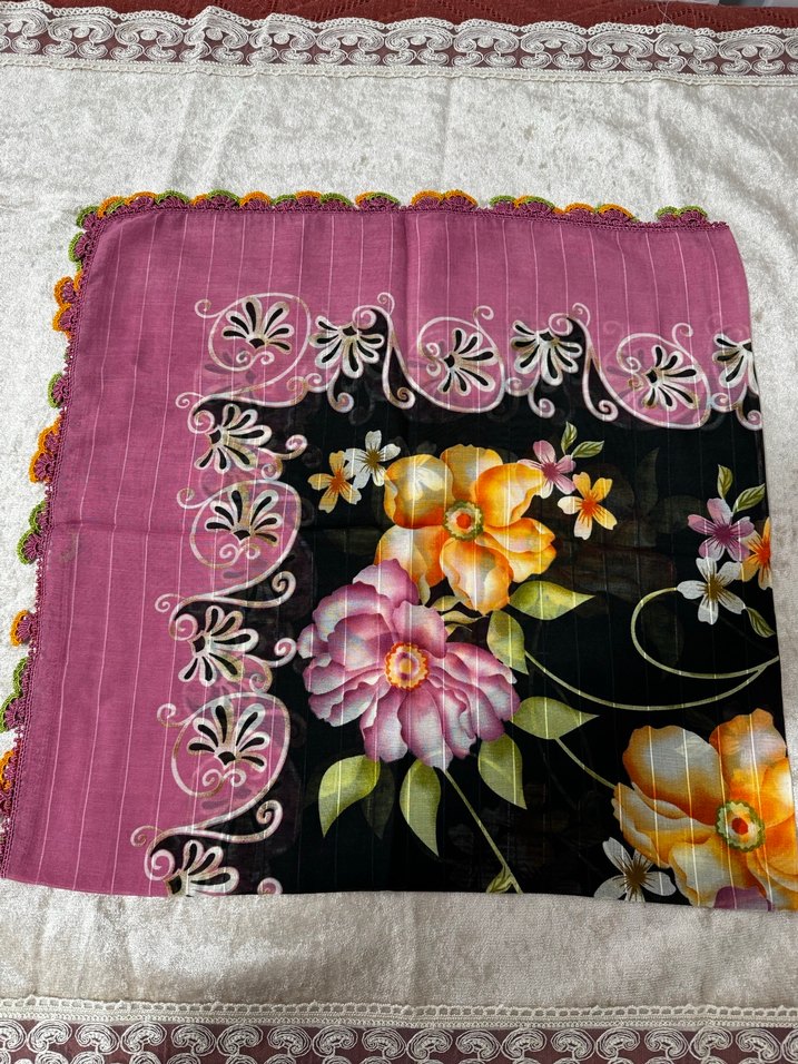 El örgüsü kadın eşarp - Görsel 2