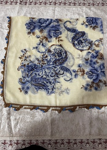 El örgüsü kadın eşarp - Görsel 2