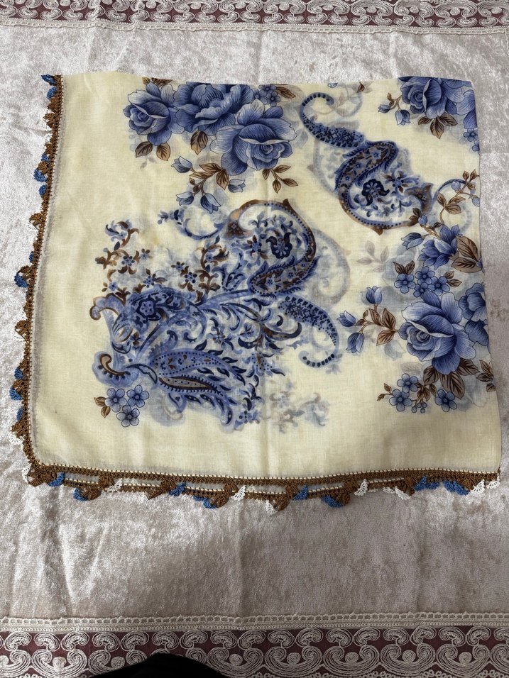 El örgüsü kadın eşarp - Görsel 2