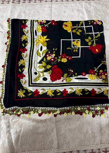 El örgüsü kadın eşarp - Görsel 2