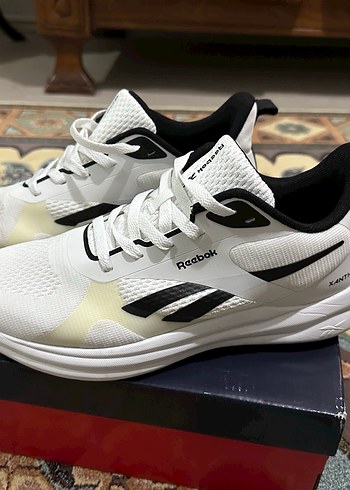 Reebok Beyaz Erkek Spor Ayakkabı - Görsel 2