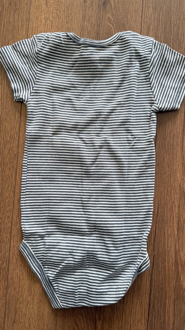 Carters Gri Çizgili Erkek Bebek Kısa Kollu Body - Görsel 2