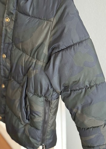 Zara Erkek Çocuk Kamuflaj Desenli Şişme Mont - Görsel 5