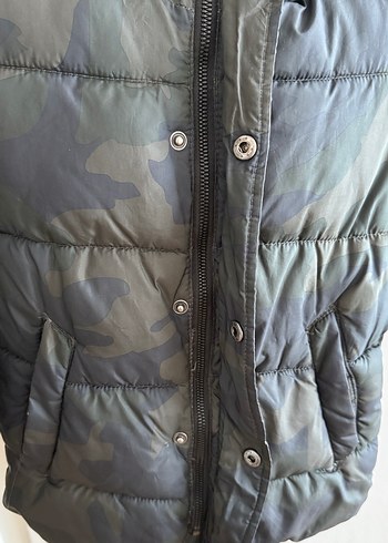 Zara Erkek Çocuk Kamuflaj Desenli Şişme Mont - Görsel 7