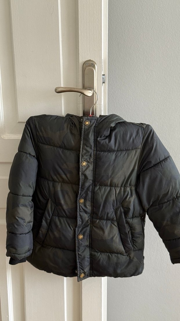 Zara Erkek Çocuk Kamuflaj Desenli Şişme Mont - Görsel 2