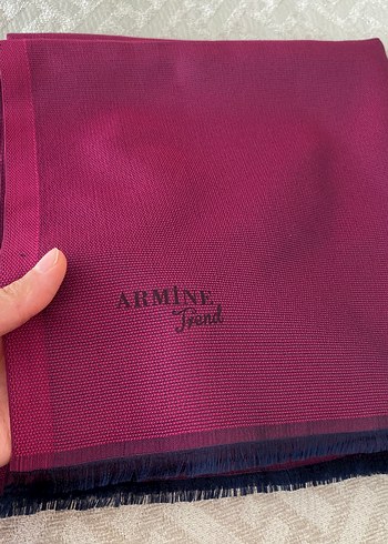  Beden Mor kadın eşarp 99x99 - Armine