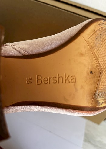 Bershka Pudra pembesi bot
