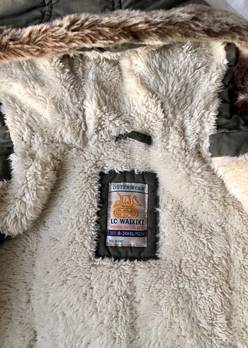 Kürk Detaylı Kamuflaj Desenli Erkek Çocuk Mont - Görsel 3