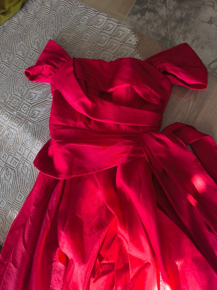 Kırmızı Uzun Drapeli Kadın Abiye Elbise - Görsel 2