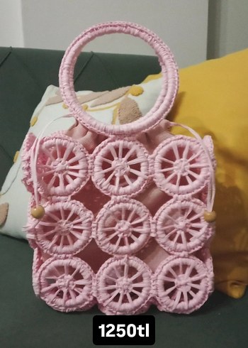 Dantel Detaylı Pembe Örgü Kadın Çanta