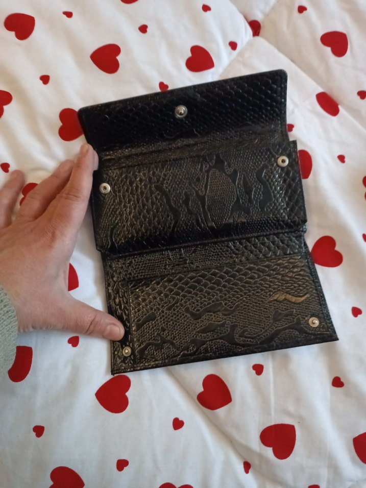 Yılan Desenli Siyah Deri Kadın Cüzdanı - Görsel 3